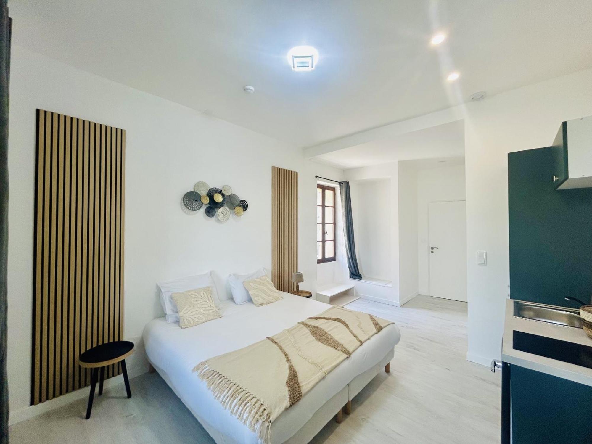 Gabrielle Hotel Эгин Экстерьер фото